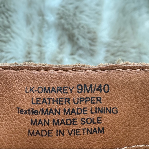 NWOT Lucky Omarey Leather Boot in Distressed Natural, Size 9 - Picture 8 of 8